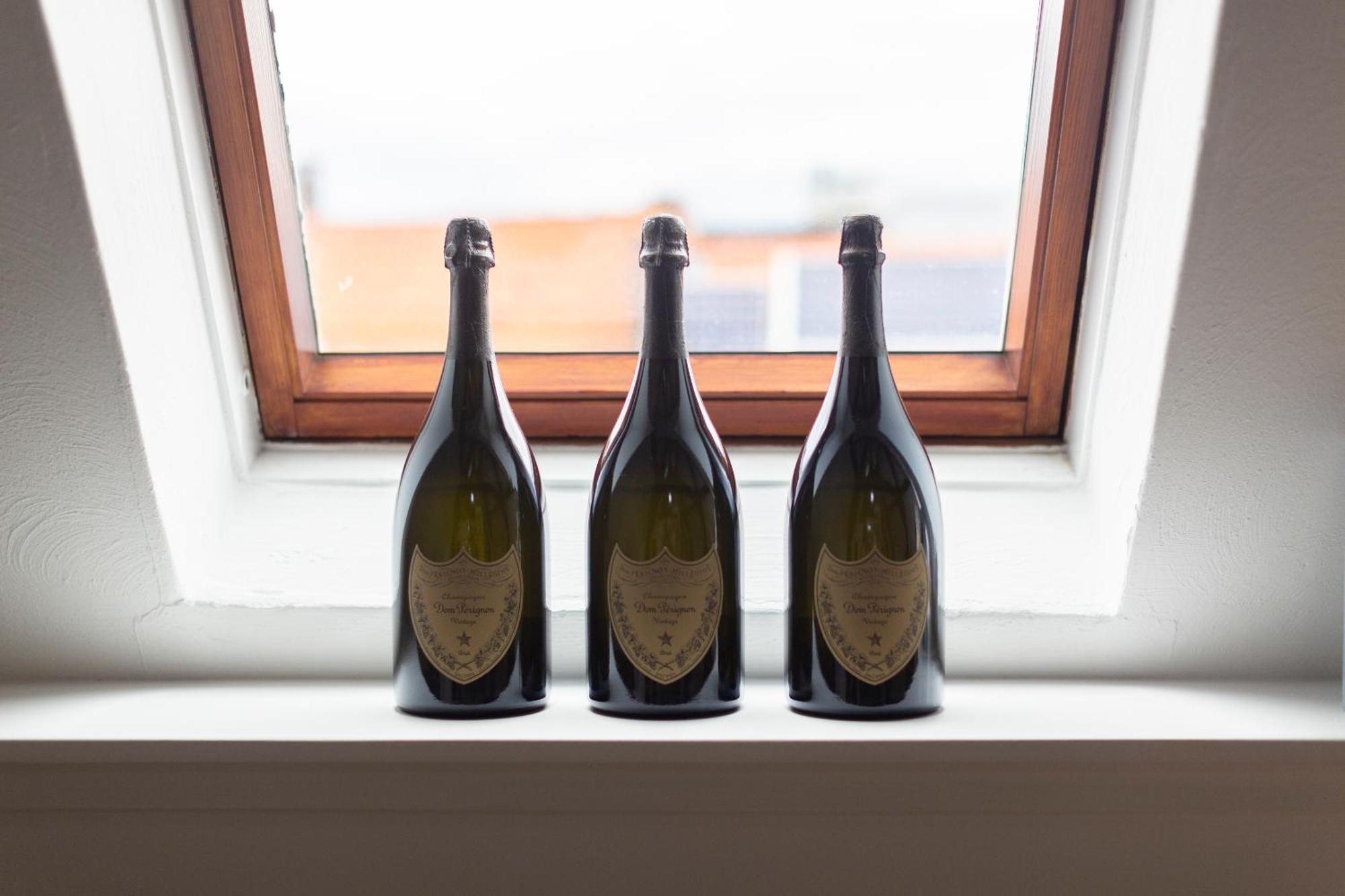 B&B Art And Sleep Antwerpen Bagian luar foto